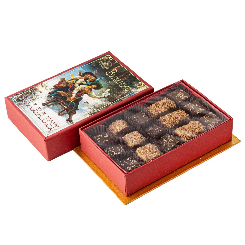 Набор конфект «Зимние забавы» (красная коробка)